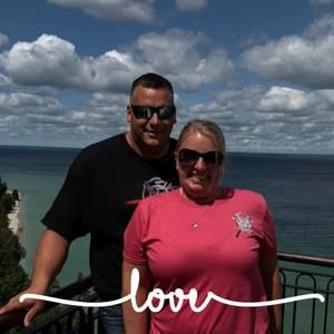 Meet your Posher, Derek